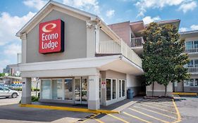 Econo Lodge Louisville Downtown